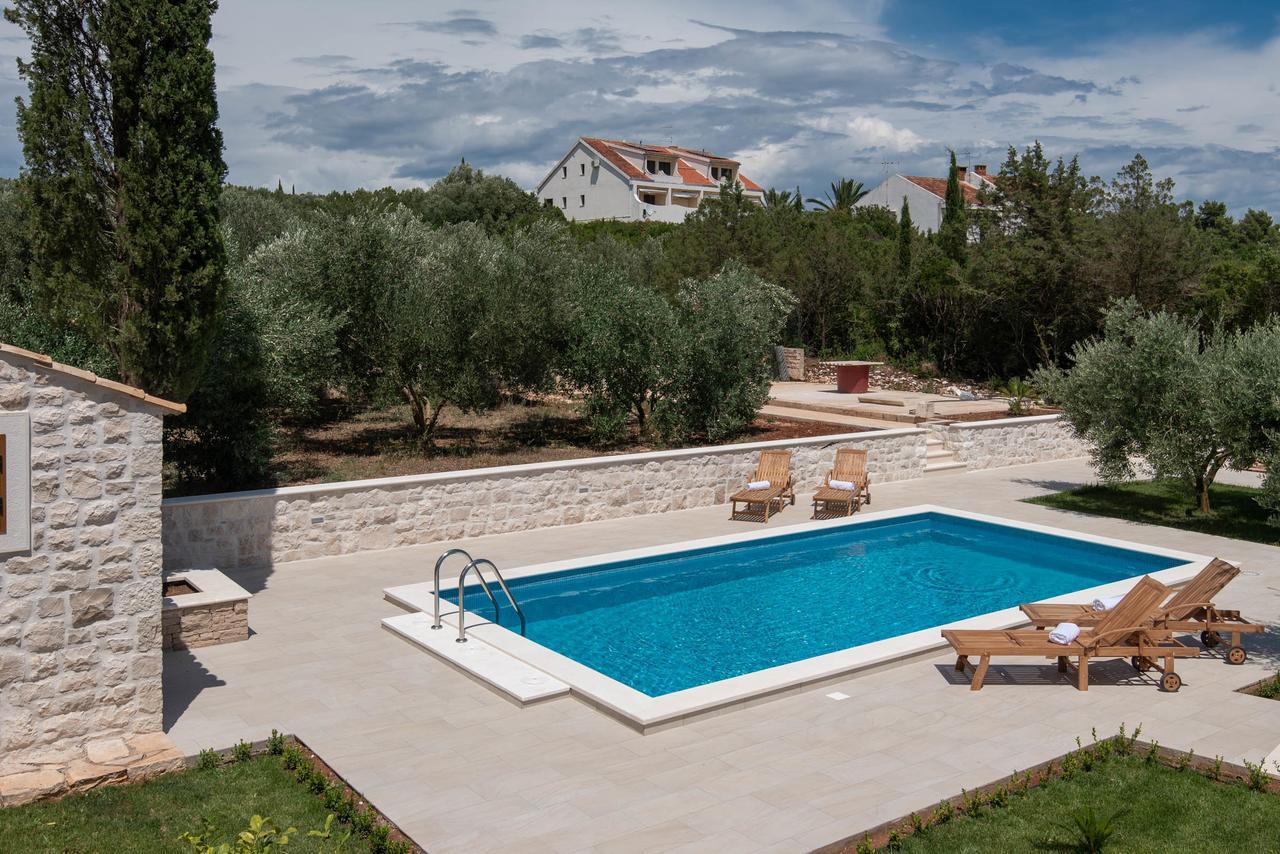 Villa Loviste Paradise Bagian luar foto